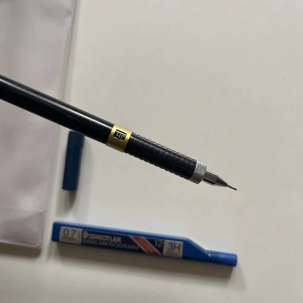 .5mm Staedtler Drafting Pencil‎ 925 03 Assembled in Japan Black w/ Gold Band